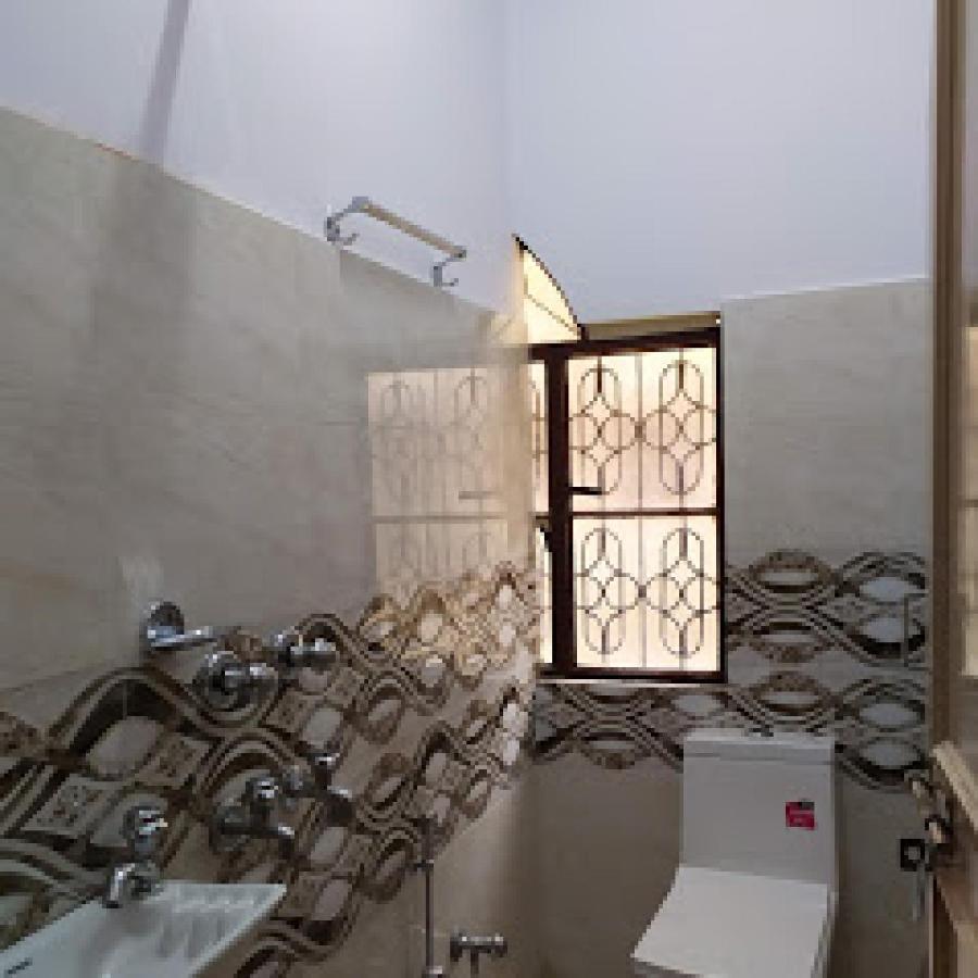 Hotel Aakash Ganga Varanasi Bagian luar foto