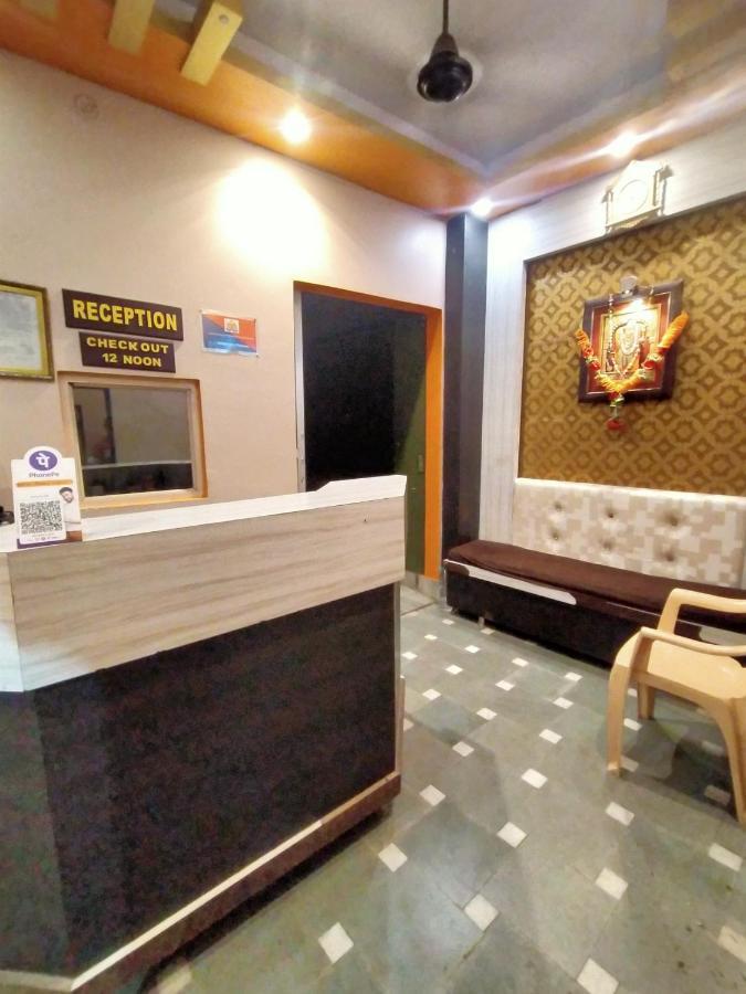 Hotel Aakash Ganga Varanasi Bagian luar foto