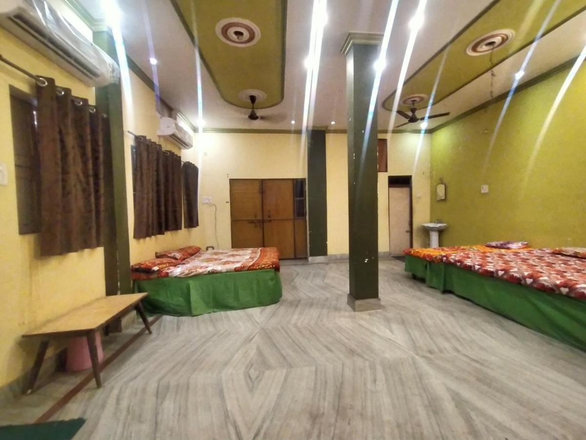 Hotel Aakash Ganga Varanasi Bagian luar foto