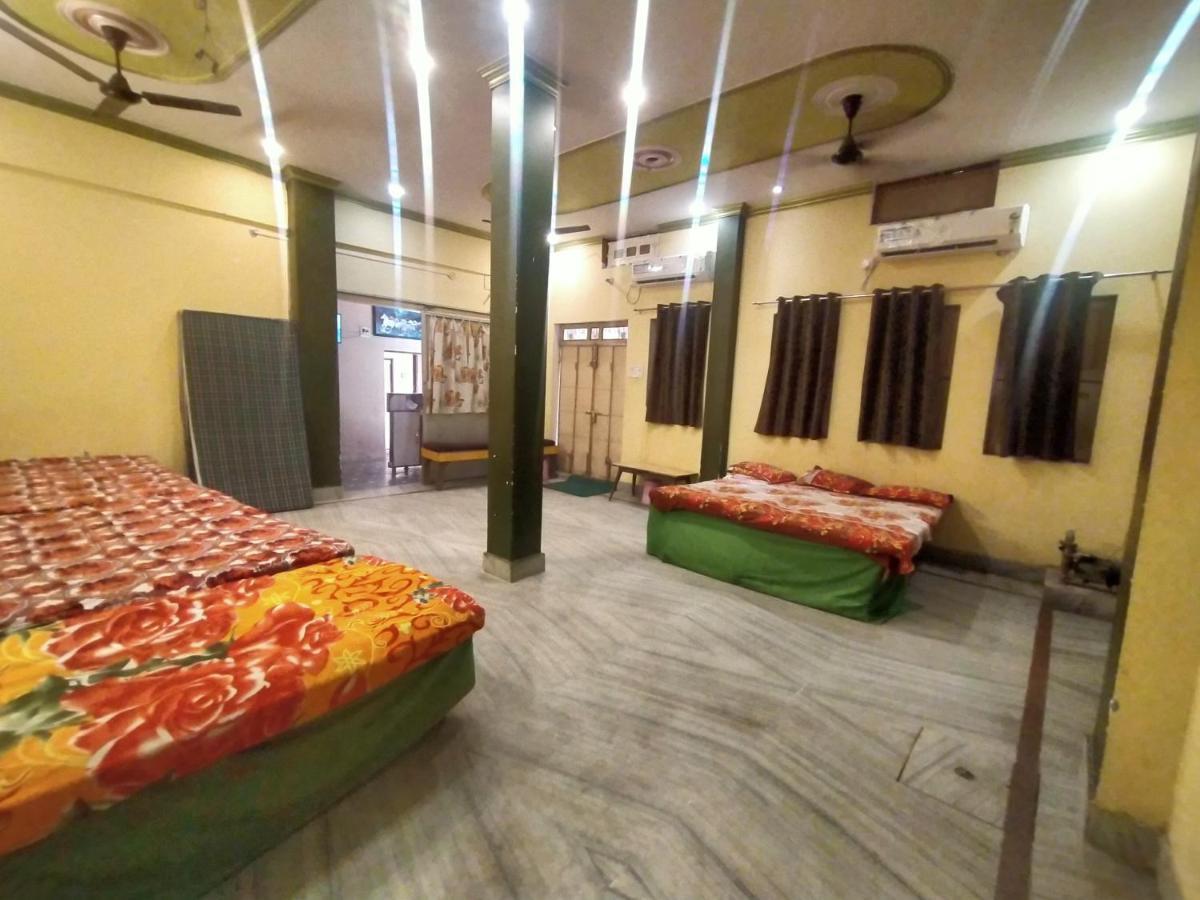Hotel Aakash Ganga Varanasi Bagian luar foto